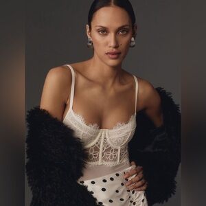 NWT Anthropologie Hourglass Lace Bodysuit, Small